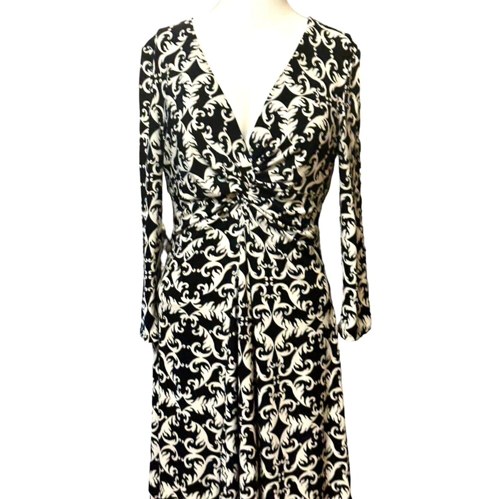 WHBM whimsygoth Dress size 6 black Gray floral Design Fit Flare stretch romantic